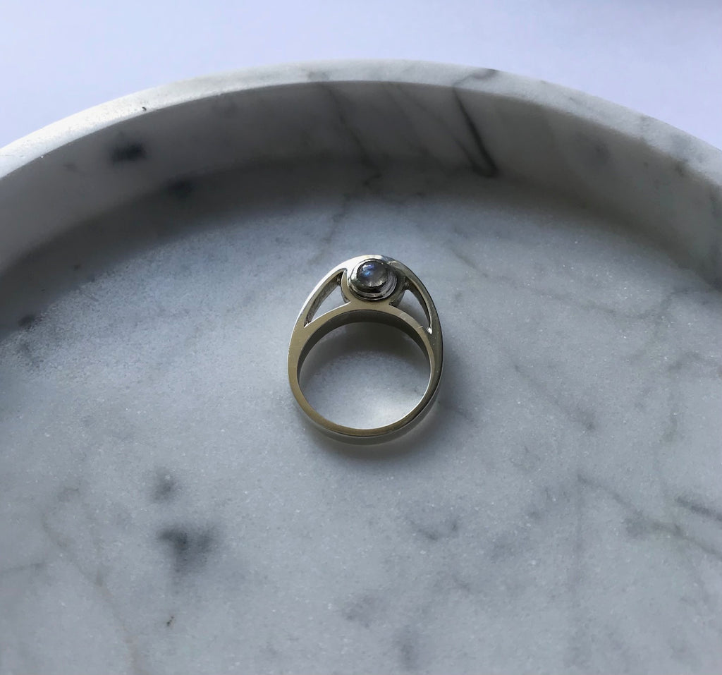 ORB RING - MOONSTONE