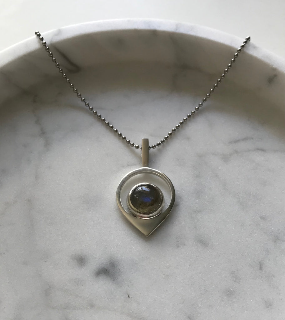 MOONRISE PENDANT - LABRADORITE