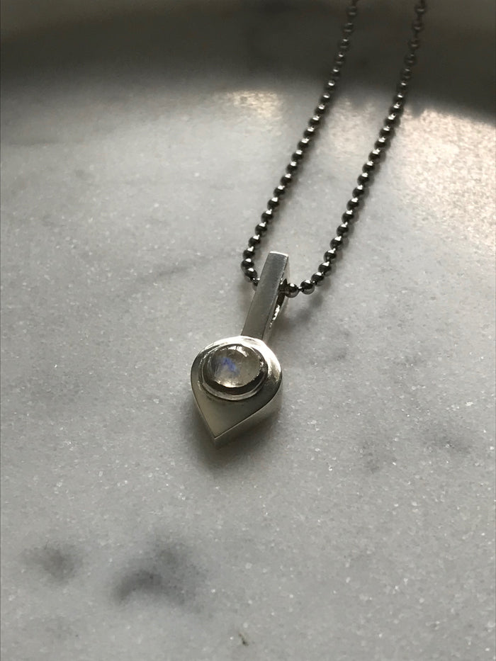 STARSEED PENDANT - MOONSTONE