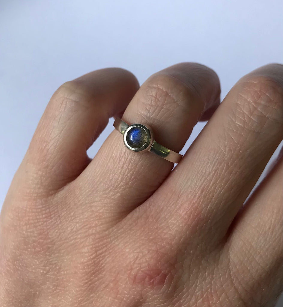 COVE RING - LABRADORITE