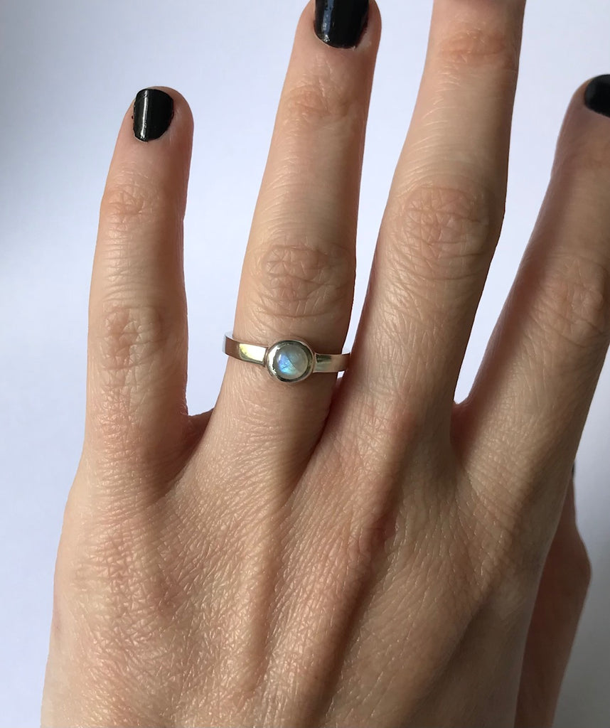 COVE RING - MOONSTONE