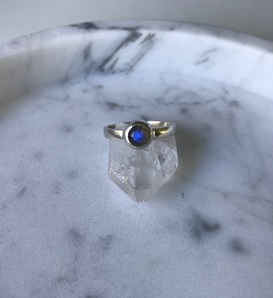 COVE RING - LABRADORITE