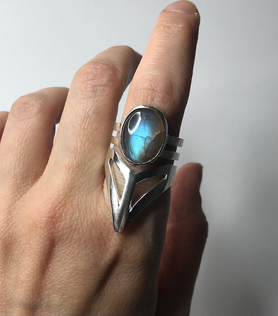VALEN RING - LABRADORITE