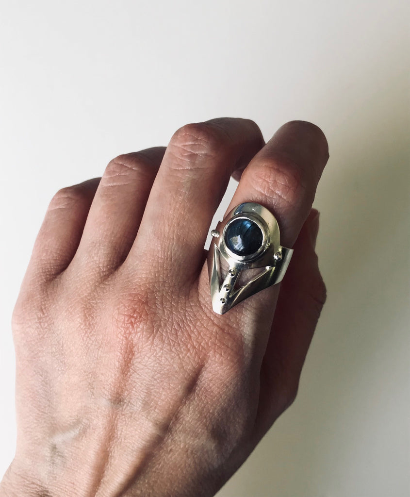 SAGA RING - LABRADORITE