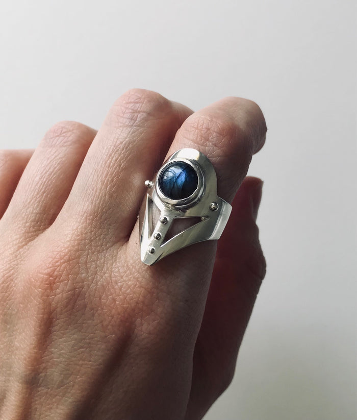 SAGA RING - LABRADORITE