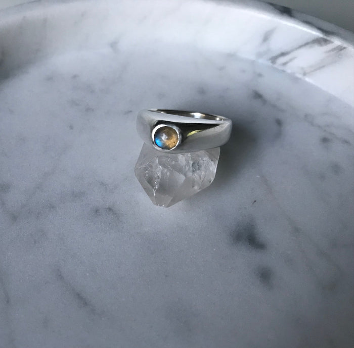 TOWER RING - LABRADORITE