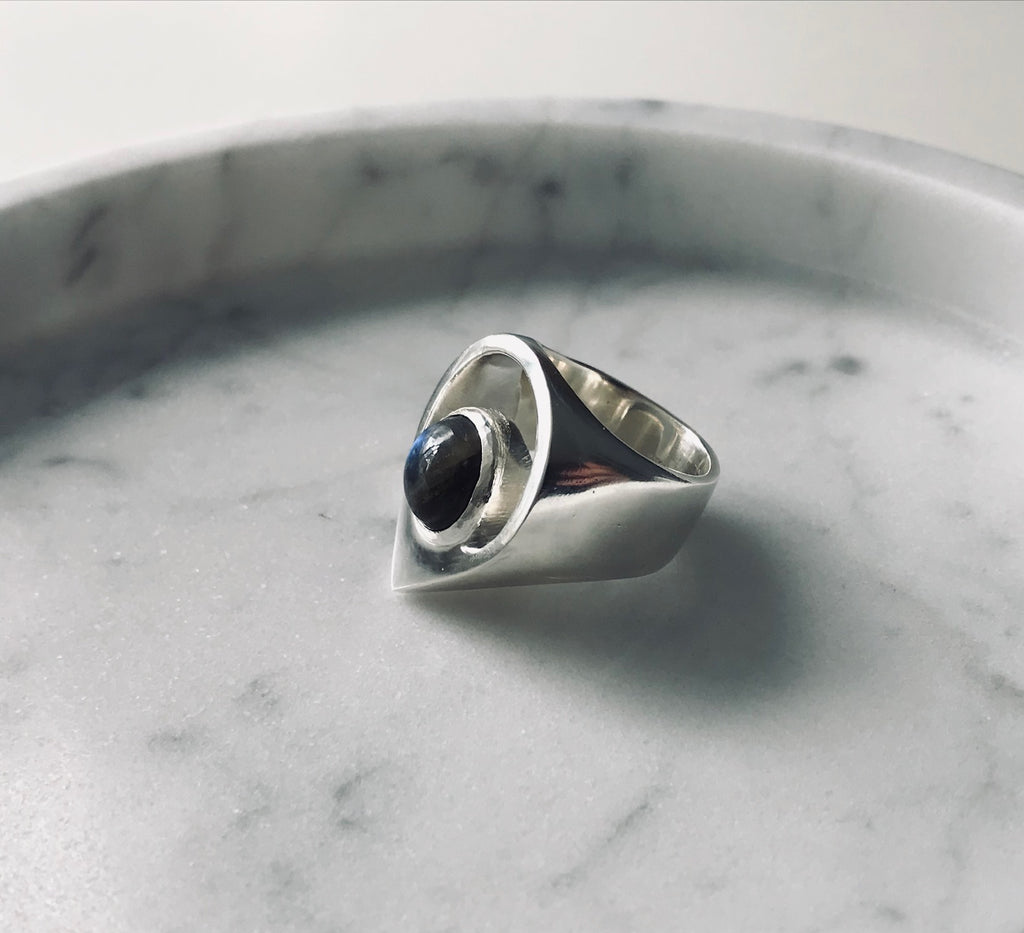 STONED MOONRISE RING - LABRADORITE