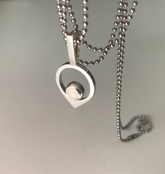 MINI MOONRISE PENDANT - MOONSTONE