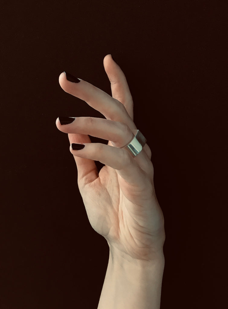 WOMEN'S VOLTAGE RING