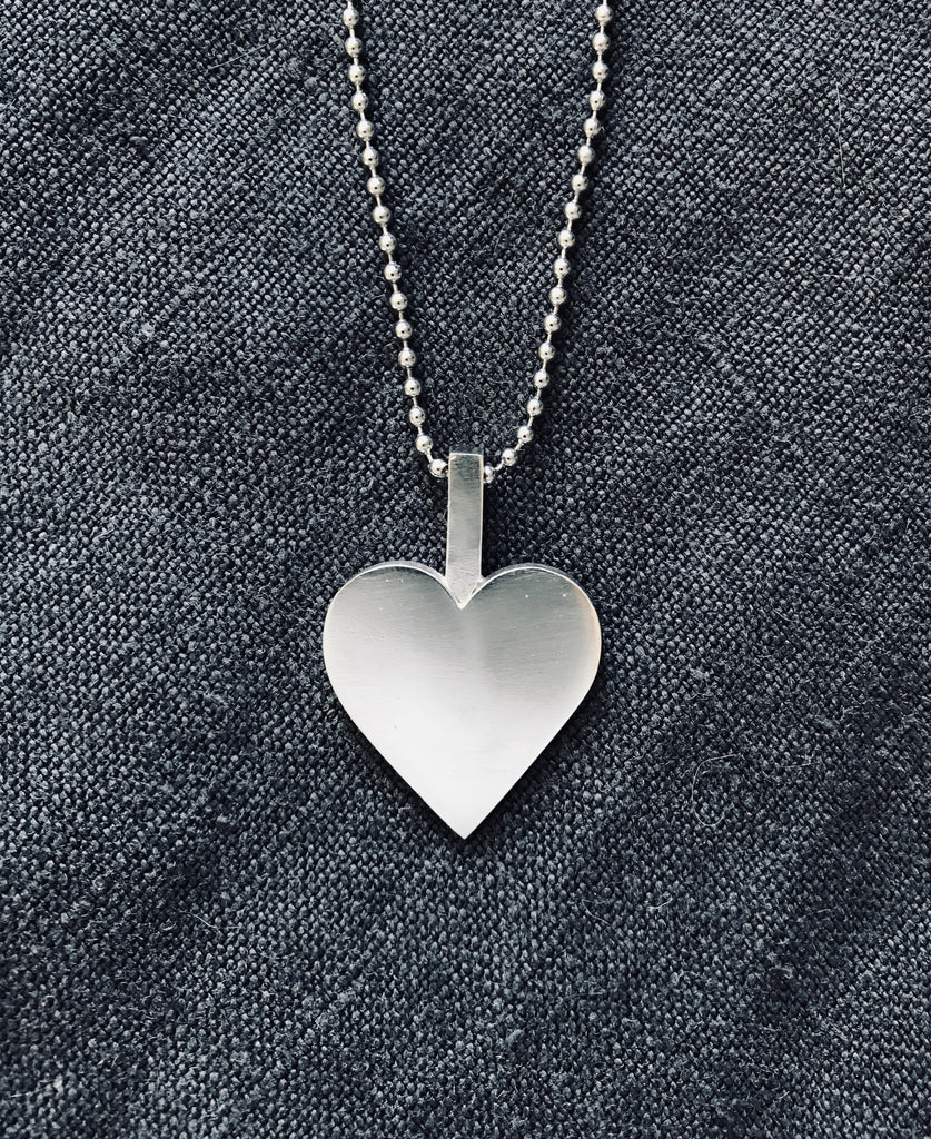 MEGA HEART PENDANT