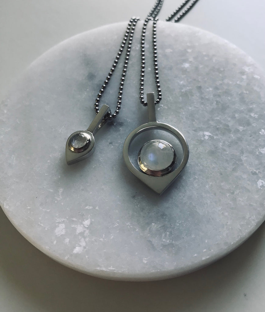 MOONRISE PENDANT - MOONSTONE